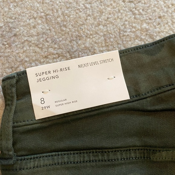 American Eagle Outfitters AEO Camo Green Ripped Stretch High Waisted Jeans - Picture 9 of 10